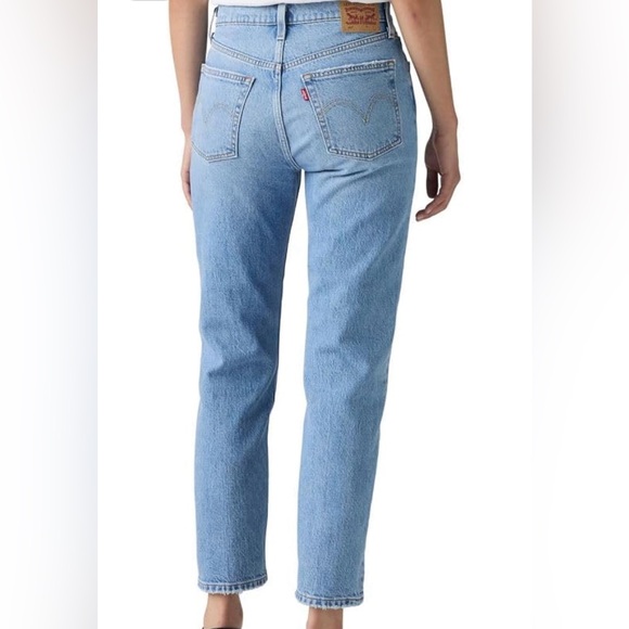 Levi's Womens Premium 501 Crop Jeans - Picture 3 of 5